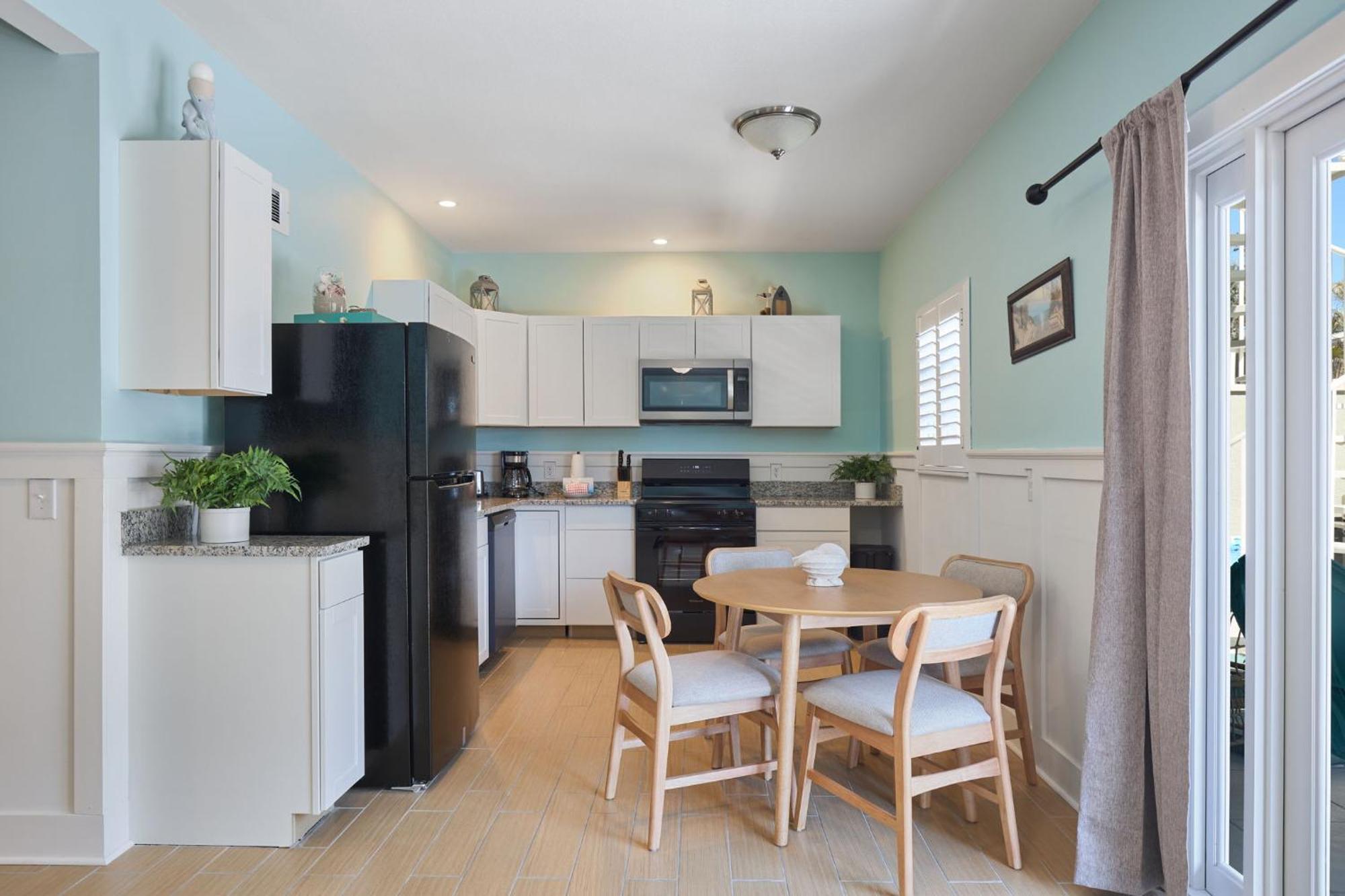 Gorgeous Apartment On Mango St Steps To Beach Fort Myers Beach Eksteriør billede